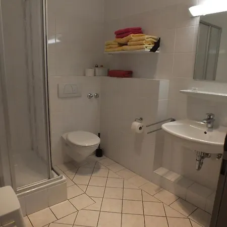 Huening Daire *