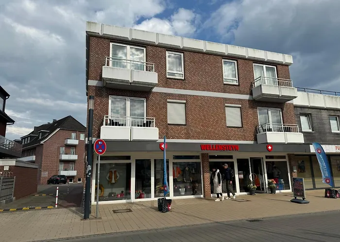 アパート Huening